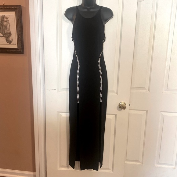 “CACHE” Curvy Rhinestone Evening Dress - Picture 2 of 15